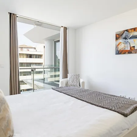 Funchal Centrum Ii By An Island Apart Apartment *